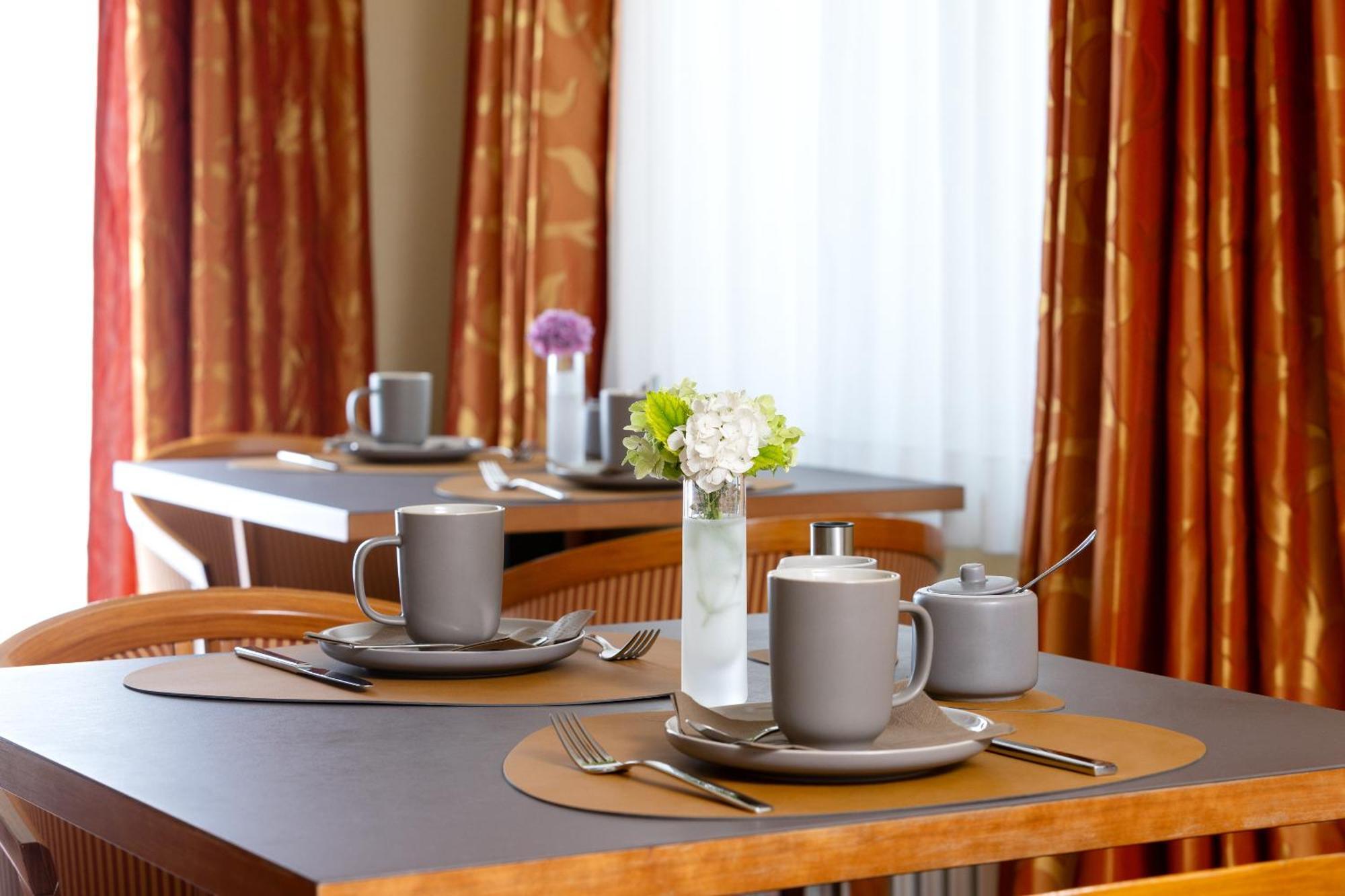 Hotel Regina -Garni Koeln Εξωτερικό φωτογραφία